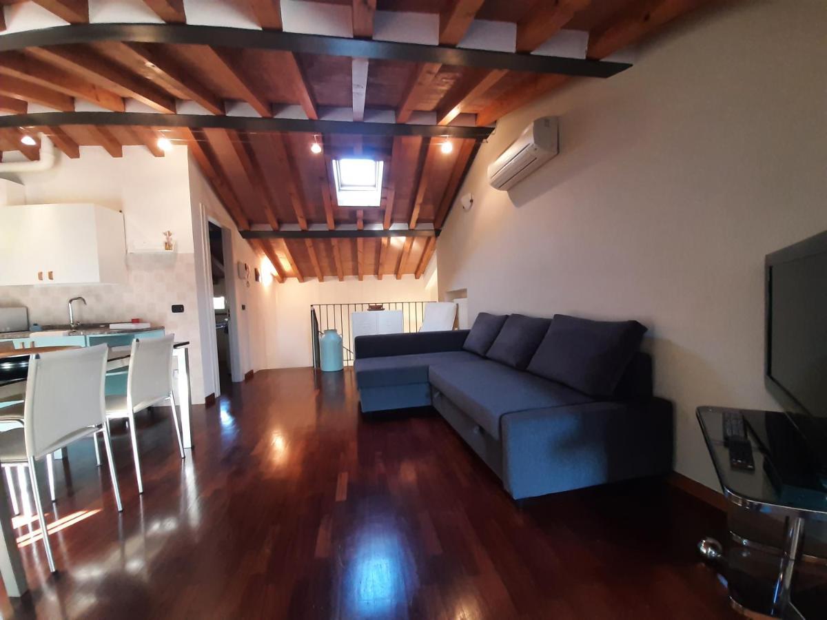 Appartamento Sui Tetti Di Parma Exterior foto