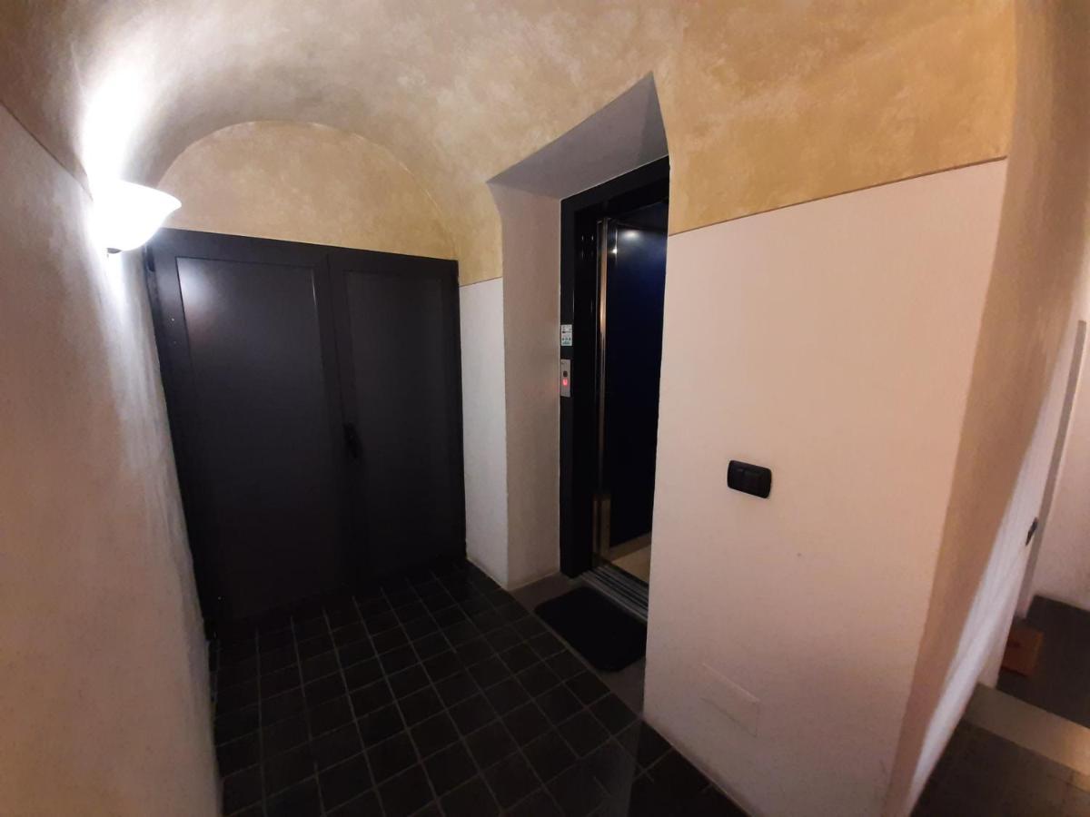 Appartamento Sui Tetti Di Parma Exterior foto